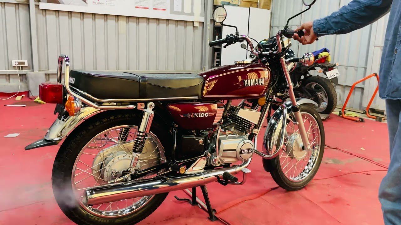 Yamaha RX100 Bike